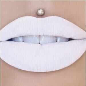 Jeffree Star Velour Liquid Lipstick in the Hot Pink box. Drug Lord